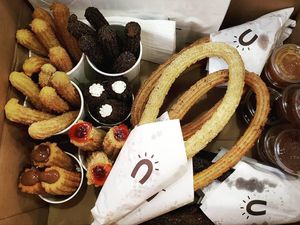 Pakai Kopi hingga Es Krim, Churros Ini Cocok Untuk Ngemil Sore