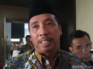 Pemkab Rembang Gelar Doa Bersama untuk Mbah Moen Selama 7 Hari Pemkab Rembang Gelar Doa Bersama untuk Mbah Moen Selama 7 Hari