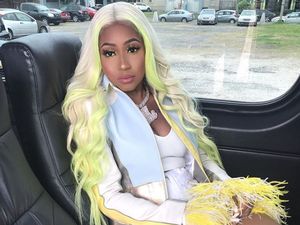 Astaga! Tengah Hamil, Rapper Ini Dihujani Tembakan Astaga! Tengah Hamil, Rapper Ini Dihujani Tembakan