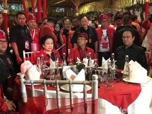 Bersama Prananda, Megawati Hadiri Malam Budaya Kongres V PDIP