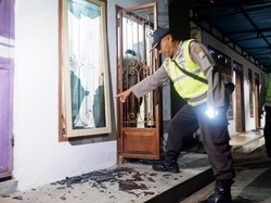 Sekelompok Massa Rusak Rumah Warga di Banyuwangi