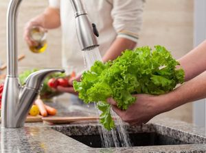 Ini Sebabnya Buah dan Sayur Harus Dicuci Sebelum Dimakan Ini Sebabnya Buah dan Sayur Harus Dicuci Sebelum Dimakan