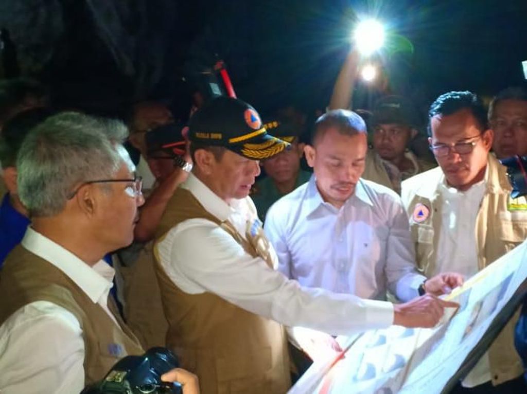 Kepala BNPB Kunjungi Gua Jejak Tsunami Aceh 7.400 Tahun Lalu Kepala BNPB Kunjungi Gua Jejak Tsunami Aceh 7.400 Tahun Lalu