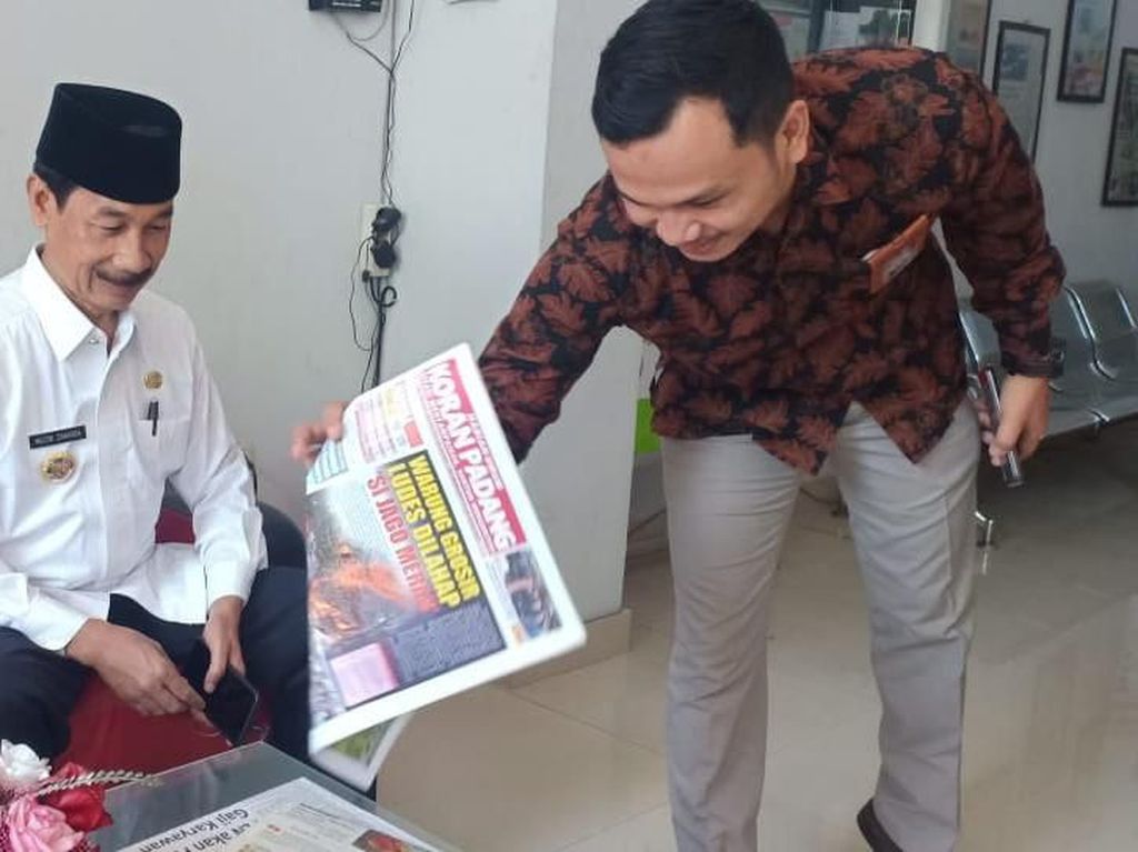 Video Bupati Solok Selatan Dipanggil Ombudsman Terkait drg Romi Video Bupati Solok Selatan Dipanggil Ombudsman Terkait drg Romi