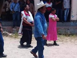 Tidak Tepati Janji Kampanye, Wali Kota di Meksiko Dipaksa Pakai Baju Wanita