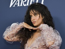 Sebuah Drama Komedi untuk Lengkapi Liar Camila Cabello