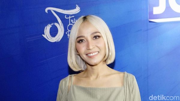 Ubah Penampilan, Rinni Wulandari Takut Anak Tak Kenal