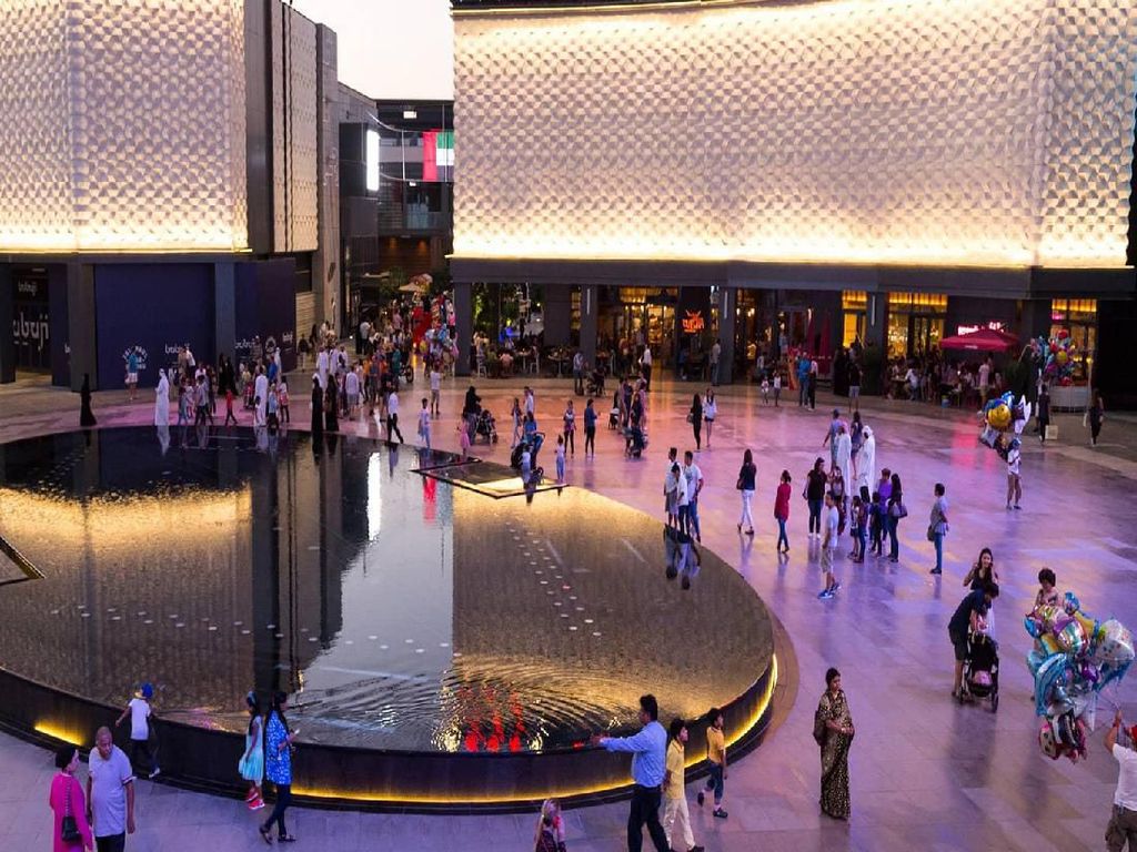 8 Tempat Wisata Belanja Sampai Puas di Dubai 8 Tempat Wisata Belanja Sampai Puas di Dubai