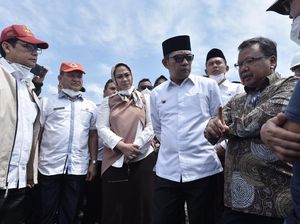 Ke Masyarakat Terdampak Tumpahan Minyak, Ridwan Kamil Berpesan Ini