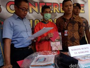 Tilap Dana Bantuan, Bendahara Proyek Palsukan Ratusan Tanda Tangan