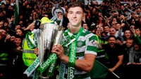 Celtic berada di posisi lima, sekaligus yang pertama dalam daftar ini dengan torehan lebih dari 100 titel. Klub asal Skotlandia ini telah memenangi 105 gelar. (Reuters/Lee Smith)