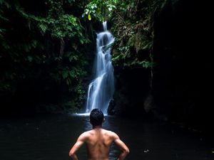 Air Terjun Rempa Peo, Pesona Tersembunyi Di Dompu NTB