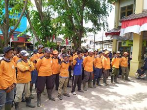 Pasukan Oranye Banda Aceh Curhat Soal Warga yang Tak Sadar Buang Sampah