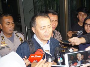 Usai Diperiksa KPK, Eks Presdir Lippo Cikarang Tersangka Suap Tak Ditahan Usai Diperiksa KPK, Eks Presdir Lippo Cikarang Tersangka Suap Tak Ditahan