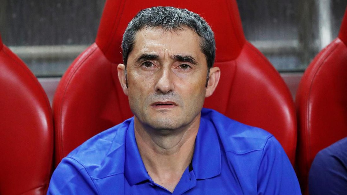 Pelatih Barcelona Ernesto Valverde terus ditanya soal Neymar (Foto: Issei Kato/Reuters)