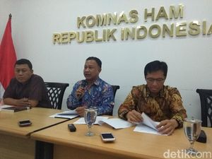 Komnas HAM Harap Jokowi Tak Teken Perpres Pelibatan TNI Tangani Terorisme Komnas HAM Harap Jokowi Tak Teken Perpres Pelibatan TNI Tangani Terorisme
