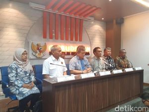 Konsumen Sesalkan Pernyataan PLN Soal Ikhlas hingga Transformers