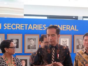 Jokowi Bicara soal Insentif untuk Mobil Listrik, Anies Menimpali