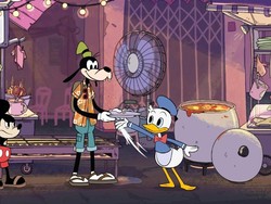 Gemasnya! Donald Duck dan Mickey Mouse Jualan Roti Canai hingga Sate