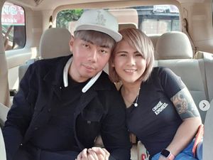 Evelyn Malu-malu Ungkap Hubungannya dengan Roy Kiyoshi Evelyn Malu-malu Ungkap Hubungannya dengan Roy Kiyoshi