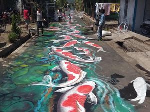 Kece! Jalanan Kampung di Magelang Disulap Jadi Sungai yang Penuh Koi Kece! Jalanan Kampung di Magelang Disulap Jadi Sungai yang Penuh Koi