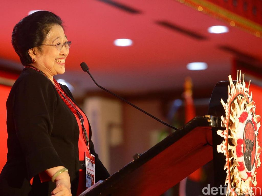 Megawati ke Jokowi: Bapak Itu Kenalkan 4.0-5.0, Jangan Cara Inggris-lah Megawati ke Jokowi: Bapak Itu Kenalkan 4.0-5.0, Jangan Cara Inggris-lah