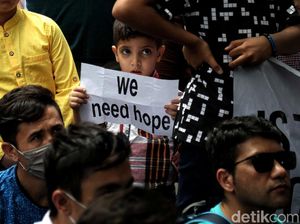 Para Pencari Suaka Mencari Keadilan di UNHCR