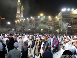 Cahaya di Langit Baitullah