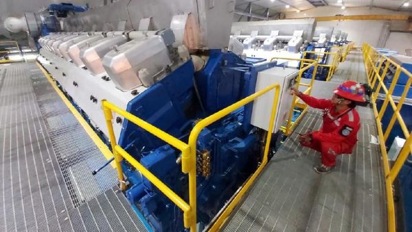 Menengok Proyek PLTD Senayan