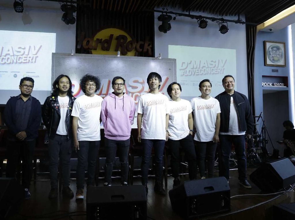 Prilly Latuconsina hingga Anji Jadi Bintang Tamu di Konser DMASIV Prilly Latuconsina hingga Anji Jadi Bintang Tamu di Konser DMASIV