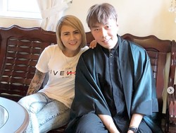 Sama-sama Sibuk, Begini Cara Evelyn Jaga Komunikasi dengan Roy Kiyoshi