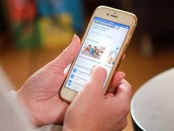 Bukti Indonesia Terlambat Punya UU Perlindungan Data Pribadi