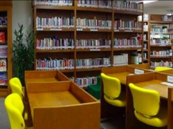 Senjakala Sebuah Perpustakaan