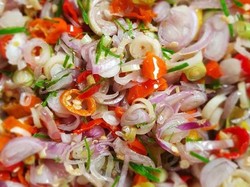 5 Sambal Enak Ini Bikin Sate Daging Kurban Makin Sedap