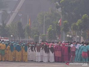 Upacara HUT Ke-62 Provinsi Riau Diselimuti Kabut Asap