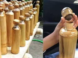 Keren! Pria Ini Buat Botol Minum Dari Bambu yang Ramah Lingkungan
