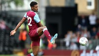 West Ham United harus memecahkan rekor transfer klub untuk merekrut Sebastien Haller dari Eintracht Frankfurt. Pemain Prancis itu dibeli seharga 45 juta paun atau Rp 775,5 miliar. (Foto: Warren Little/Getty Images)