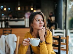 Peneliti: Minum Tiga Cangkir Kopi Sehari Bisa Picu Migrain