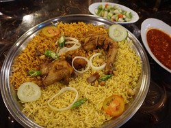 5 Tempat Makan Nasi Briyani dengan Kambing Empuk Gurih