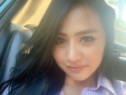 Jelly Jelo Punya Anak Tanpa Nikah dari Berondong, Hotman Paris Shock