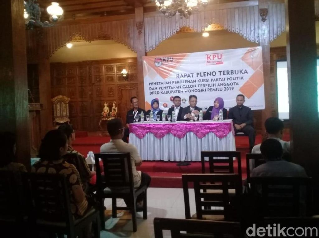 50 Caleg Terpilih DPRD Wonogiri masih Didominasi Muka Lama 50 Caleg Terpilih DPRD Wonogiri masih Didominasi Muka Lama
