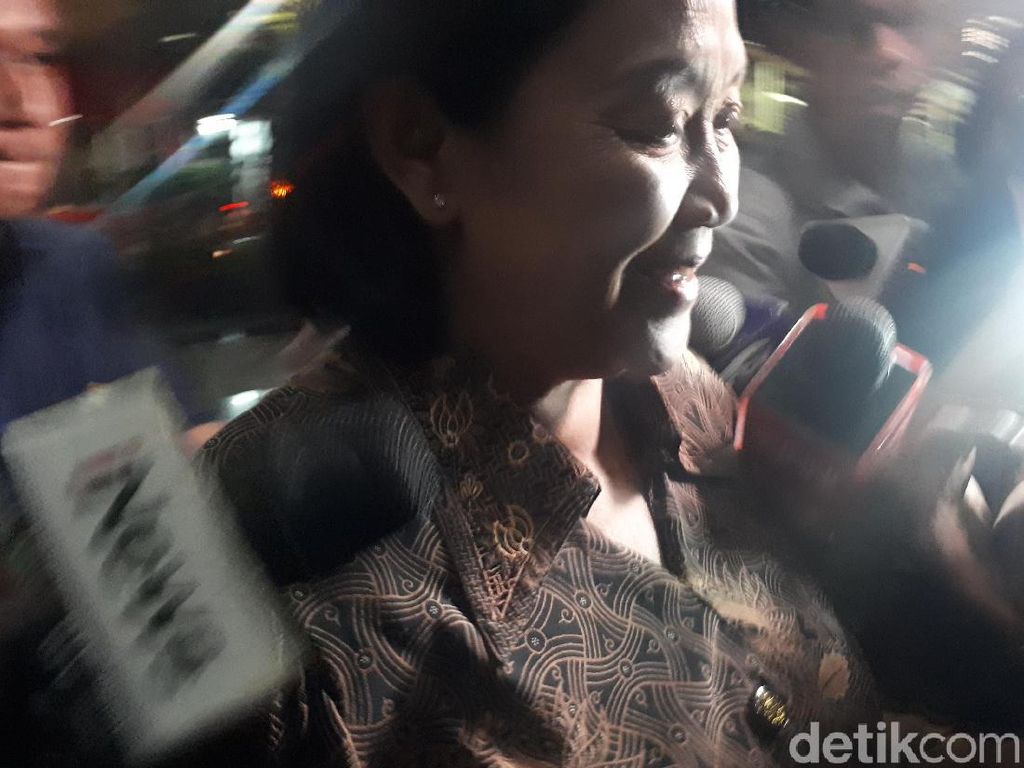 Diperiksa Kasus Proyek e-KTP, Eks Sekjen Kemendagri Irit Bicara Diperiksa Kasus Proyek e-KTP, Eks Sekjen Kemendagri Irit Bicara