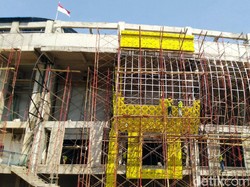 Kepala Dinas Kepemudaan Olahraga dan Pariwisata Jateng, Sinoeng N. Rachmadi, mengatakan, tahun ini, dialokasikan dana senilai Rp 139,1 miliar dari APBD Jawa Tengah 2019 untuk konstruksi, yang terdiri dari aristektur, lintasan atletik 8 track, spacerframe, dan landscape.