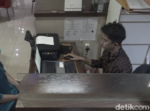 Polisi Bekuk Dokter Kecantikan Abal-abal di Makassar Polisi Bekuk Dokter Kecantikan Abal-abal di Makassar