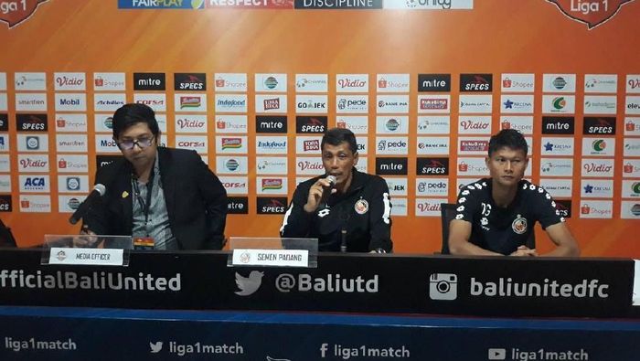 Semen Padang kalah telak di kandang Bali United 1-4. (Foto: Jeka Kampai) Semen Padang kalah telak di kandang Bali United 1-4. (Foto: Jeka Kampai)