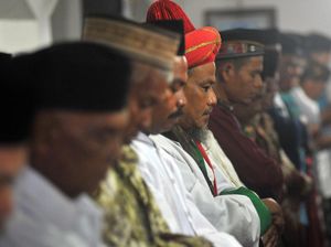 Jemaah Naqsabandiyah di Padang Gelar Salat Idul Adha Hari Ini Jemaah Naqsabandiyah di Padang Gelar Salat Idul Adha Hari Ini