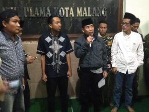 Usai Tabbayun, Penghina Mbah Moen di Facebook Diinterogasi Polisi Usai Tabbayun, Penghina Mbah Moen di Facebook Diinterogasi Polisi