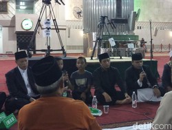 Ustaz Yusuf Mansur Pimpin Takbiran Idul Adha di Masjid Istiqlal