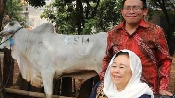 Penyerahan Hewan Kurban ke Sejumlah Masjid di Jakarta