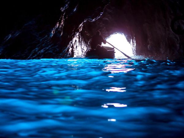 Foto: Gua Biru yang Indah, Tapi Jadi Masalah Buat Heidi Klum